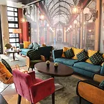 Hotel Ibis Styles Evry And Events Courcouronnes