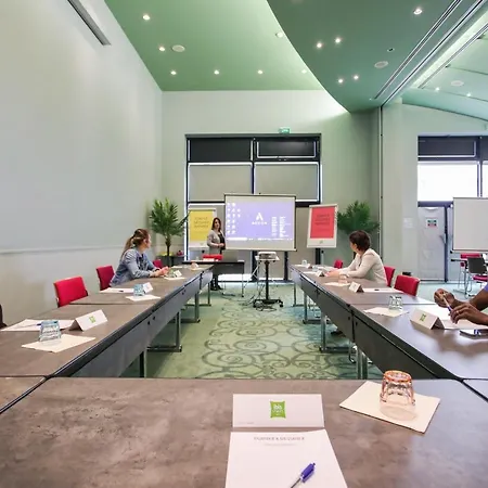 Ibis Styles Evry And Events Courcouronnes