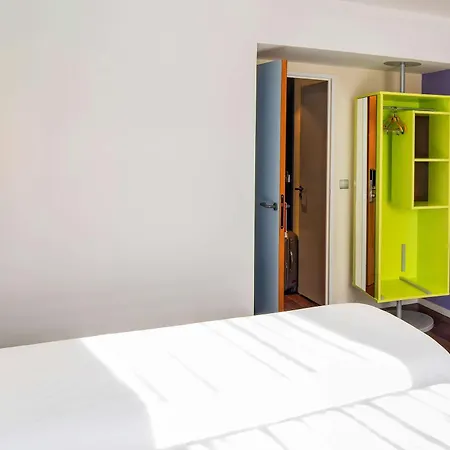 Hotel Ibis Styles Evry Cathédrale