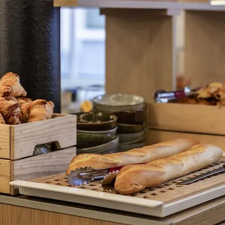 Ibis Styles Evry And Events Hotel Courcouronnes