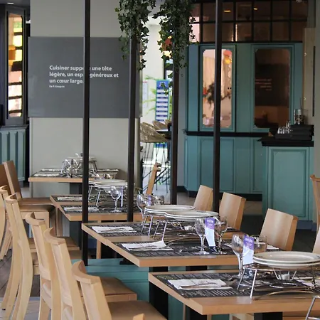 Ibis Styles Evry And Events 3*
