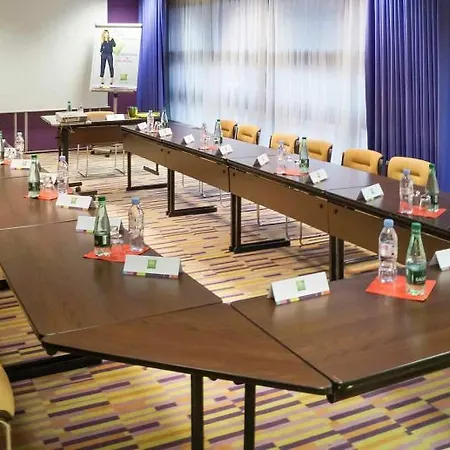 Hotel Ibis Styles Evry Cathédrale